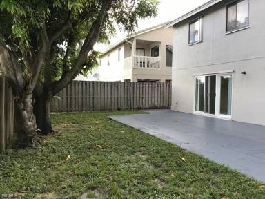 Main picture of 6008 Strawberry Fields Way