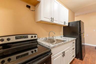 Main picture of 1523 Baltic Ave