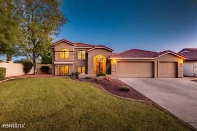 Main picture of 801 W San Mateo Dr