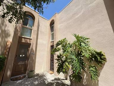 Main picture of 4865 Collwood Blvd