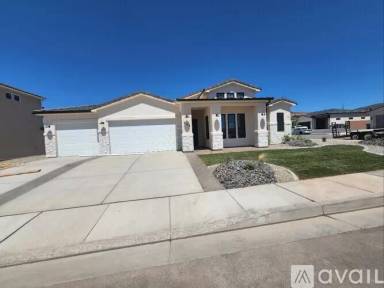 Main picture of 633 S Goose Creek Dr