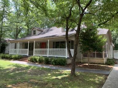Main picture of 109 Ashwood Dr