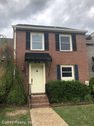 Main picture of 415 Lakepoint Dr