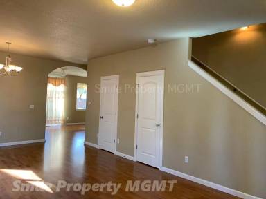 Main picture of 12500 SE Bush St
