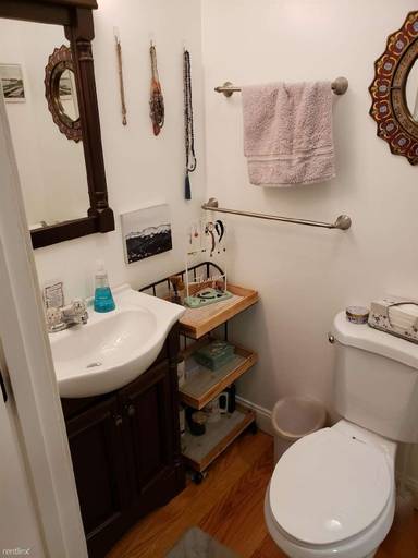 Main picture of 206 Summer St