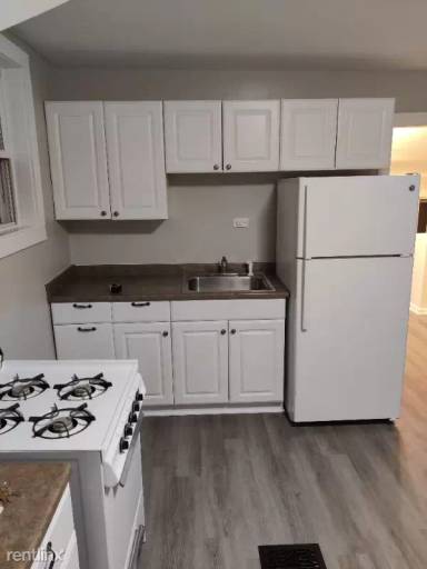 Main picture of 216 N Liberty St