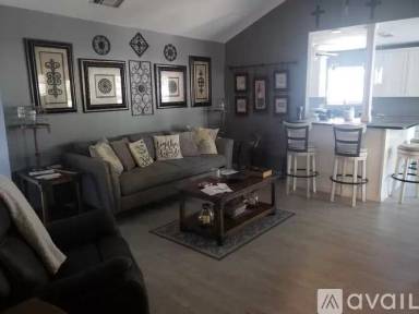 Main picture of 7042 Brookport