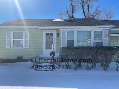 Main picture of 503 - 505 E Fairchild Dr Duplex