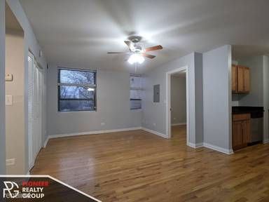 Main picture of 7616 N Marshfield Ave