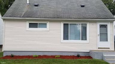 Main picture of 24417 Lauren Ave