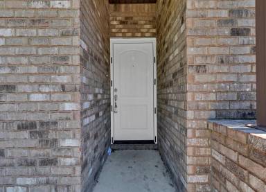 Main picture of 129 Fairway Dr