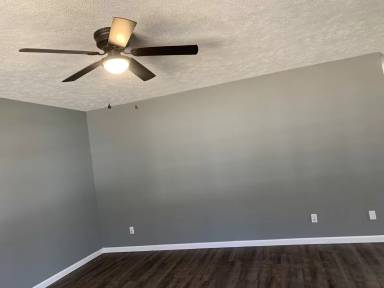 Main picture of 504 Johnson St