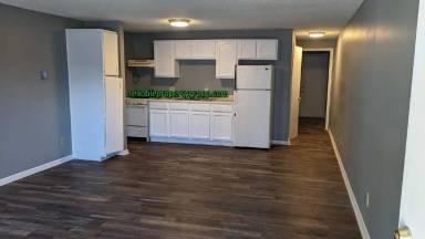 Main picture of 805 N Washington St