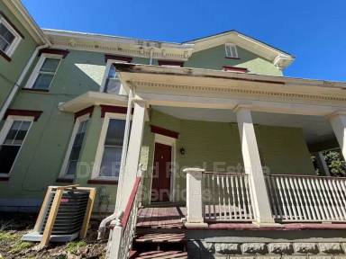 Main picture of 337 Ross Ave