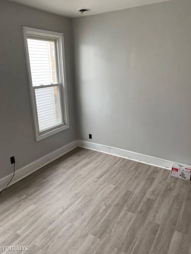 Main picture of 100 Irving St