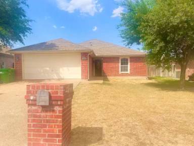 Main picture of 3145 Lippizan St