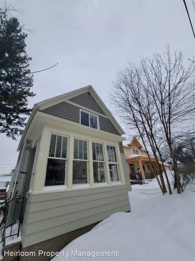Main picture of 721 N 7th Ave E