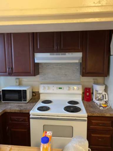 Main picture of 611 N 16th St