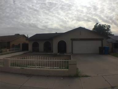 Main picture of 8335 W Whitton Ave