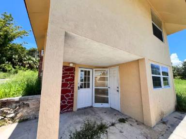 Main picture of 613 N Dixie Ave