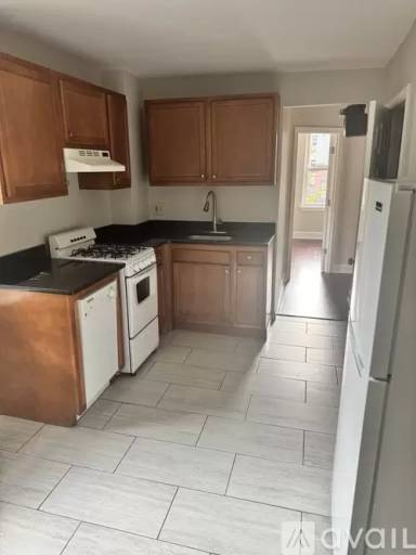 Main picture of 70 Joy St