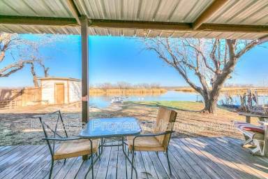 Main picture of 2322 Fishermans Rd