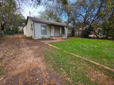 Main picture of 3913 Chenault St