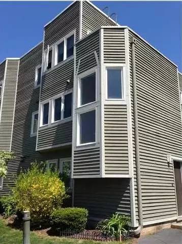 Main picture of 1414 Whitney Ave. - D1