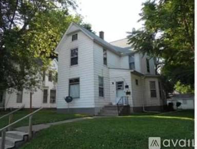 Main picture of 516 W 15th St