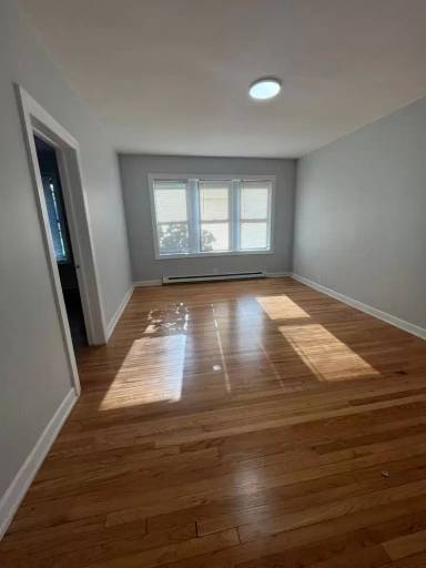 Main picture of 7451 S Bennett Ave