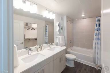 Main picture of Creekside Park The Residences