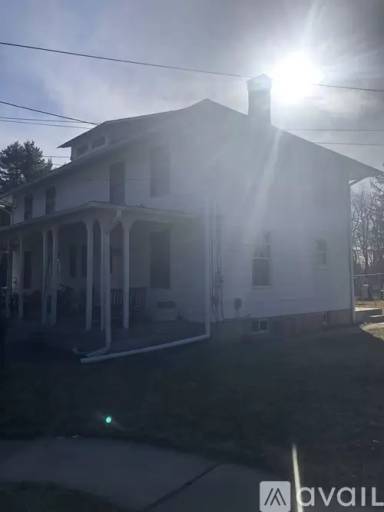 Main picture of 5 Maple Ave