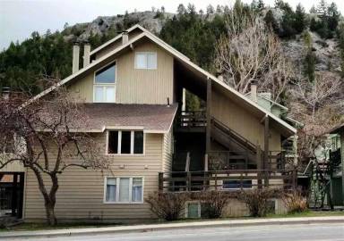 Main picture of 443 S Park Ave