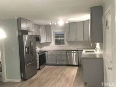 Main picture of 4016 Chaucer Dr