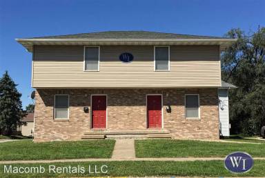Main picture of 324 1/2 W Elting St