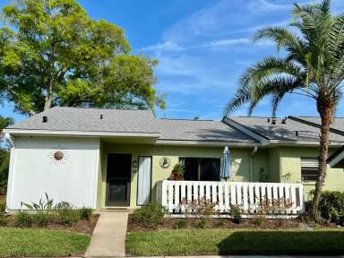 Main picture of 100 Cypress Pl