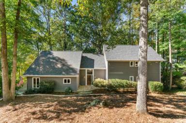 Main picture of 335 River Knoll Dr