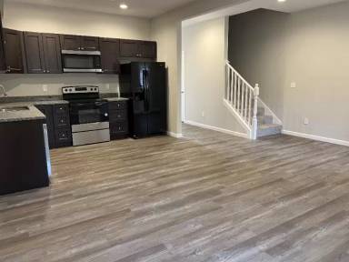Main picture of 20 Breanna Way