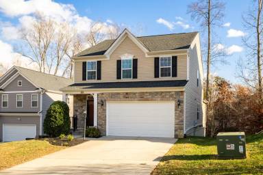 Main picture of 223 Bethune Dr