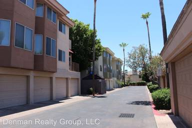 Main picture of 4343 N 21st St