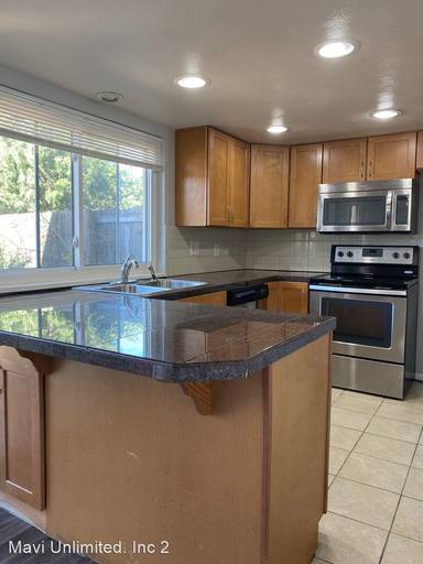 Main picture of 12638 E Kansas Pl
