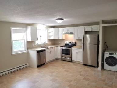 Main picture of 192 Smith St