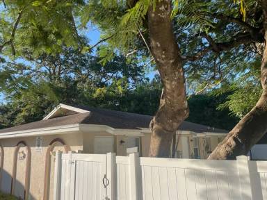 Main picture of 2357 Lafayette St