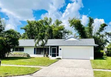 Main picture of 134 Martin Cir