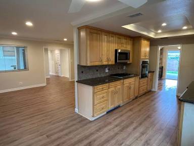 Main picture of 12861 Browning Ave