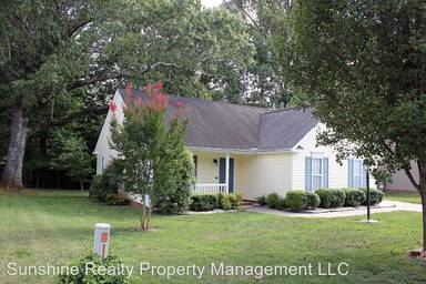 Main picture of 107 Cypress Ct