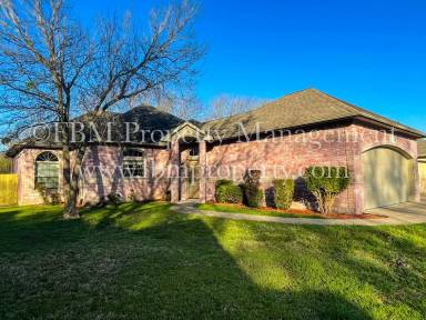 Main picture of 2409 Park Pl