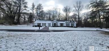 Main picture of 590 Dunbar Cave Rd
