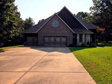 Main picture of 158 Black Bear Ct