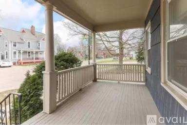 Main picture of 407 Washtenaw Rd